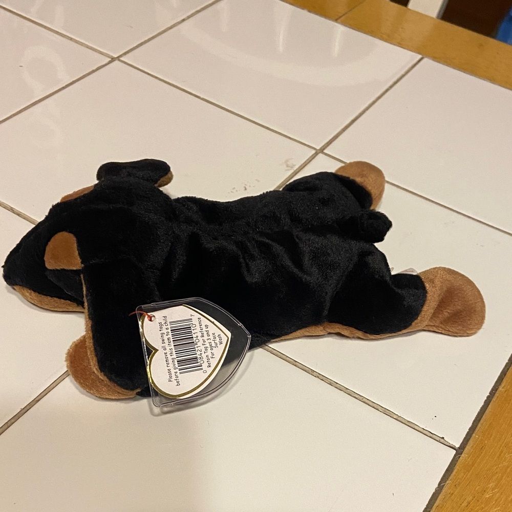Ty Beanie Baby Doby Plush Dog Toy - Black and Brown, 1NN - Picture 2 of 3